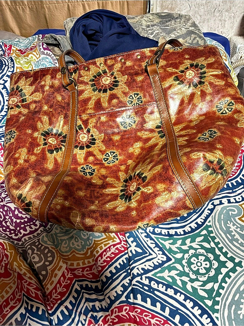 Patricia Nash large Floral Pattern Tote in Brown & Multicolor